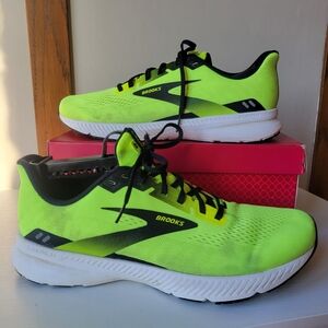 Brooks Men's Neon Green Running Shoes